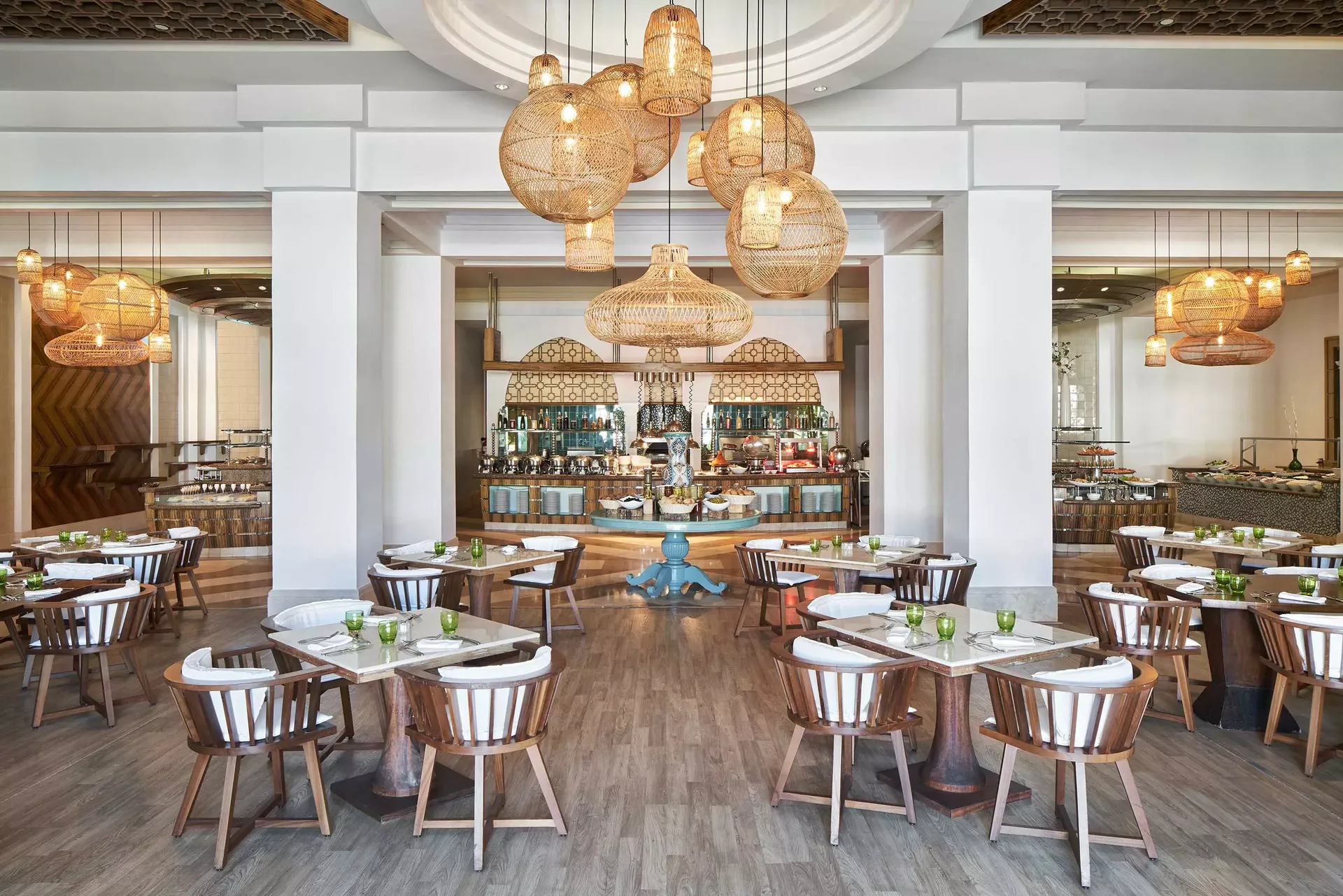 مطعم Olives في منتجع مازاغان وبرنامج الأطفال ليلة رأس السنة